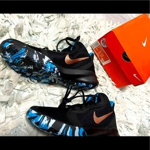 Unisex : NIKE Precision III. New and Unused.